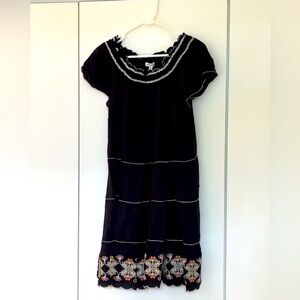 NWT: Max Studio Off The Shoulder Mini Dress w/Embroidered Detail, Size: Medium